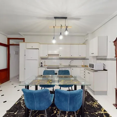 Bergantin Apartment *